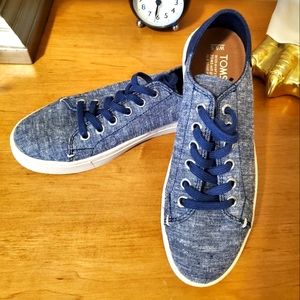 TOMS Sneakers